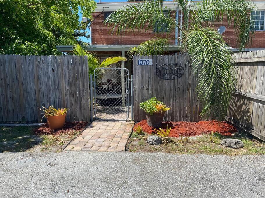 Private Townhouse With Courtyard And Covered Patio West Palm Beach Zewnętrze zdjęcie